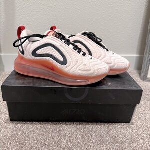 Women’s Nike Air Max 720